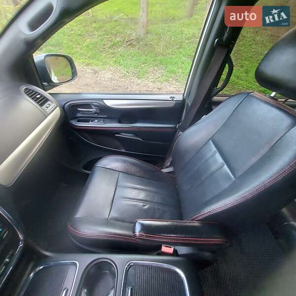Мінівен Dodge Grand Caravan 2018 в Одесі