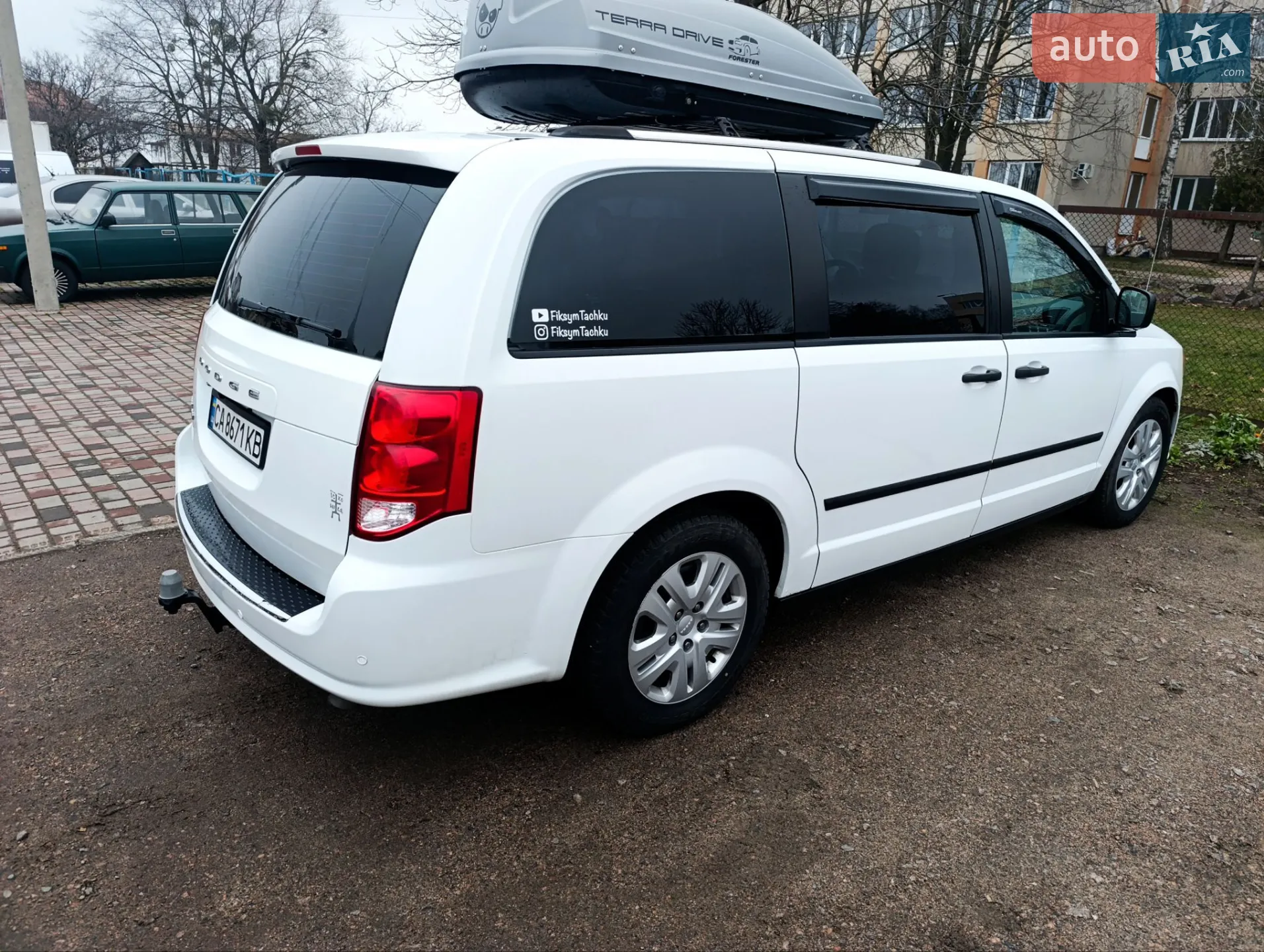 2015 Dodge Caravan - мініатюра 11