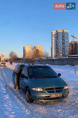 Минивэн Dodge Grand Caravan 1996 в Броварах