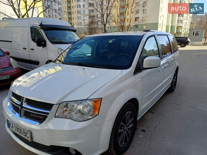 Dodge Grand Caravan 2017