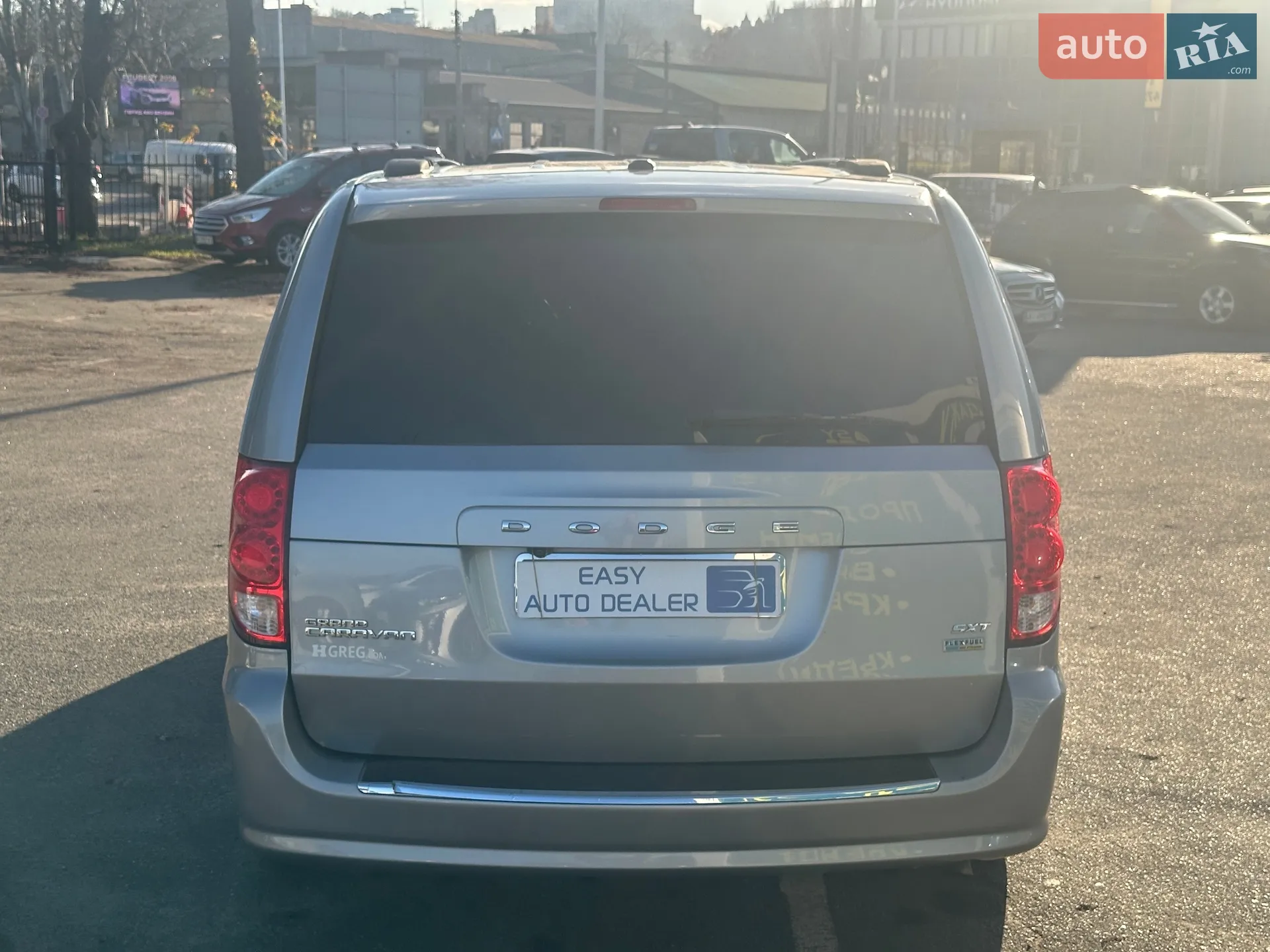 2017 Dodge Caravan - мініатюра 5