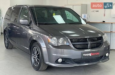 Минивэн Dodge Grand Caravan 2018 в Киеве