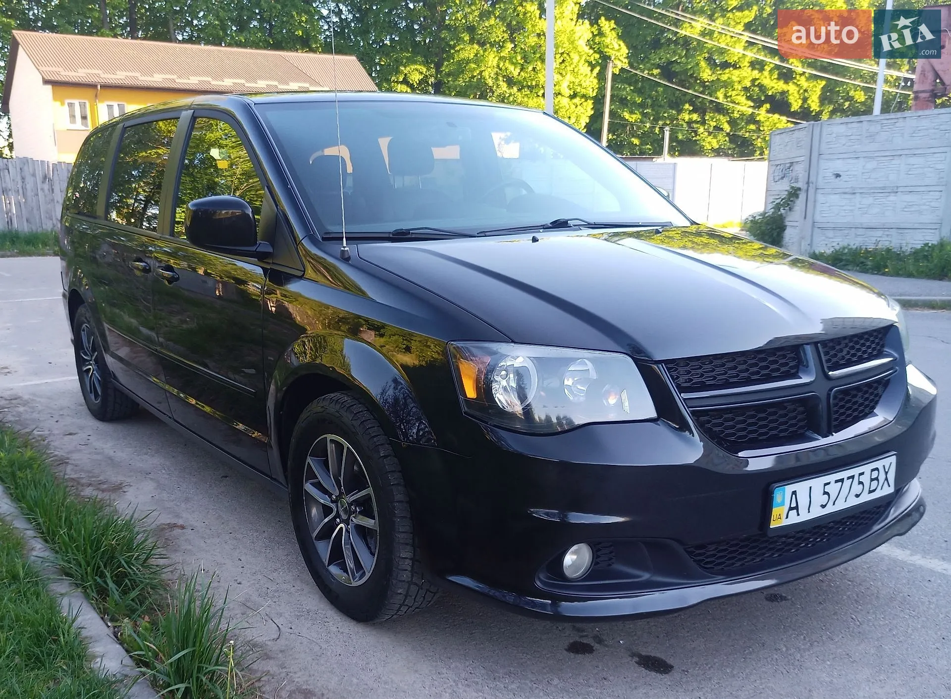 2017 Dodge Caravan - мініатюра 3