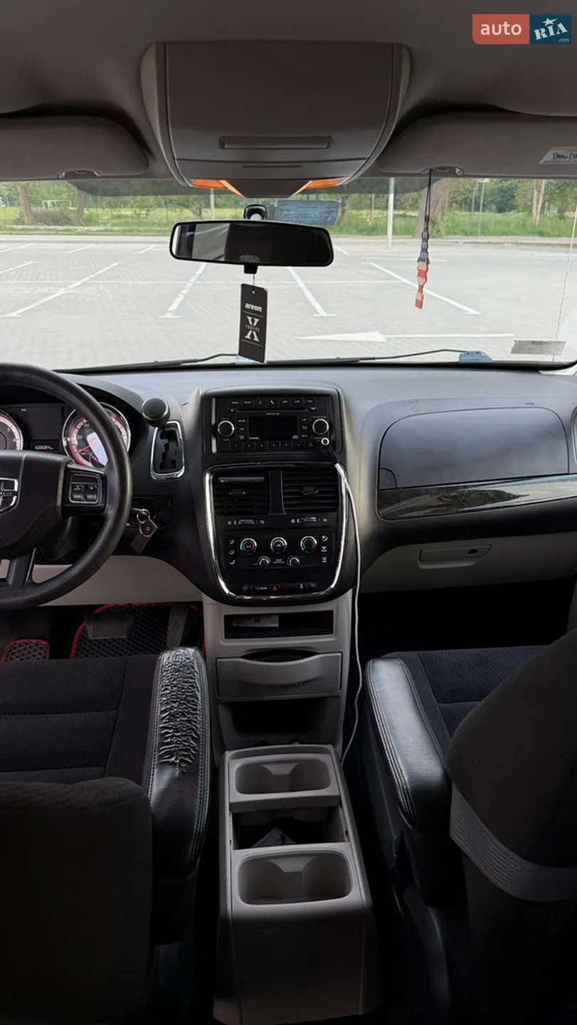 2014 Dodge Caravan - мініатюра 12