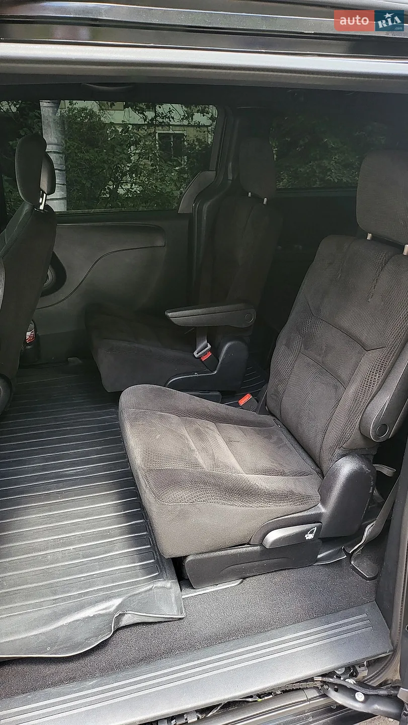 2015 Dodge Caravan - мініатюра 14