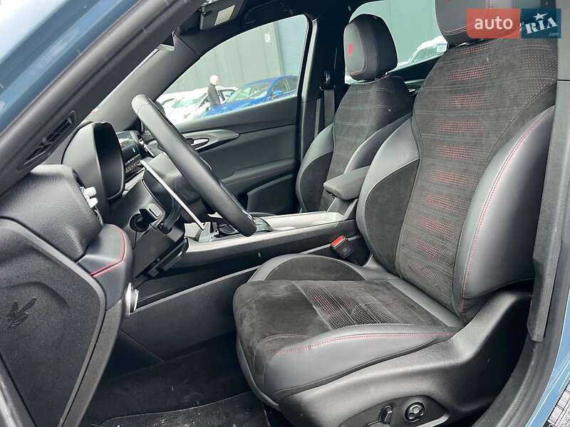 Внедорожник / Кроссовер Dodge Hornet 2024 в Львове