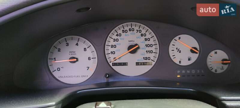 Седан Dodge Intrepid 1993 в Днепре