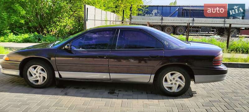 Седан Dodge Intrepid 1993 в Днепре