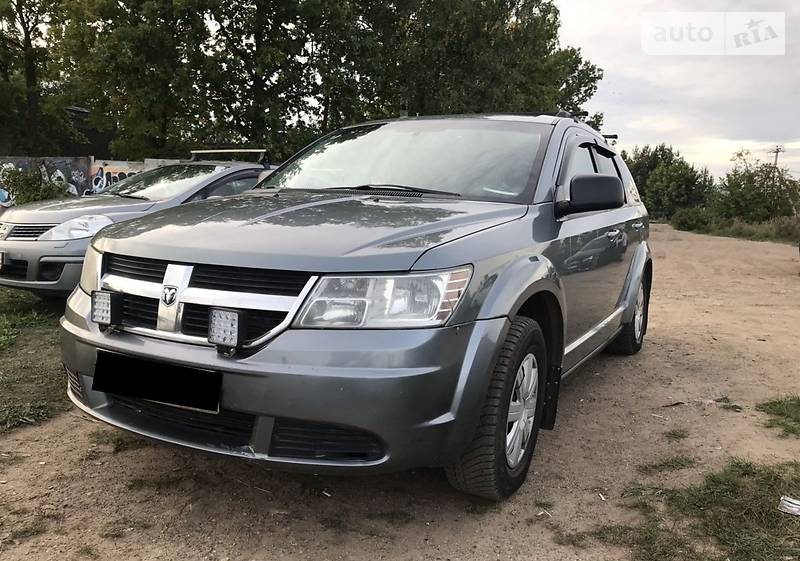 Dodge journey черный