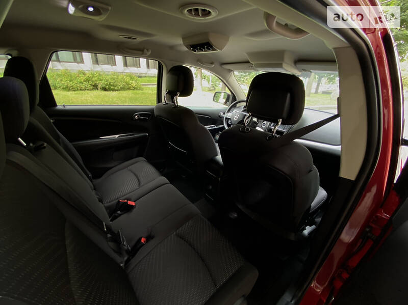 Позашляховик / Кросовер Dodge Journey 2012 в Житомирі фото 26 Позашляховик / Кросовер Dodge Journey 2012 в Житомирі