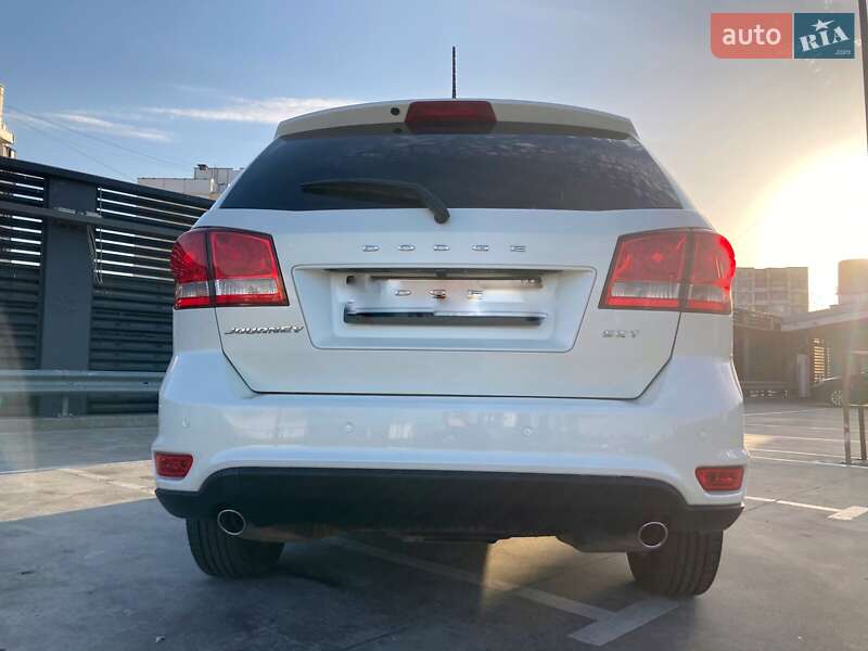 Позашляховик / Кросовер Dodge Journey 2014 в Києві