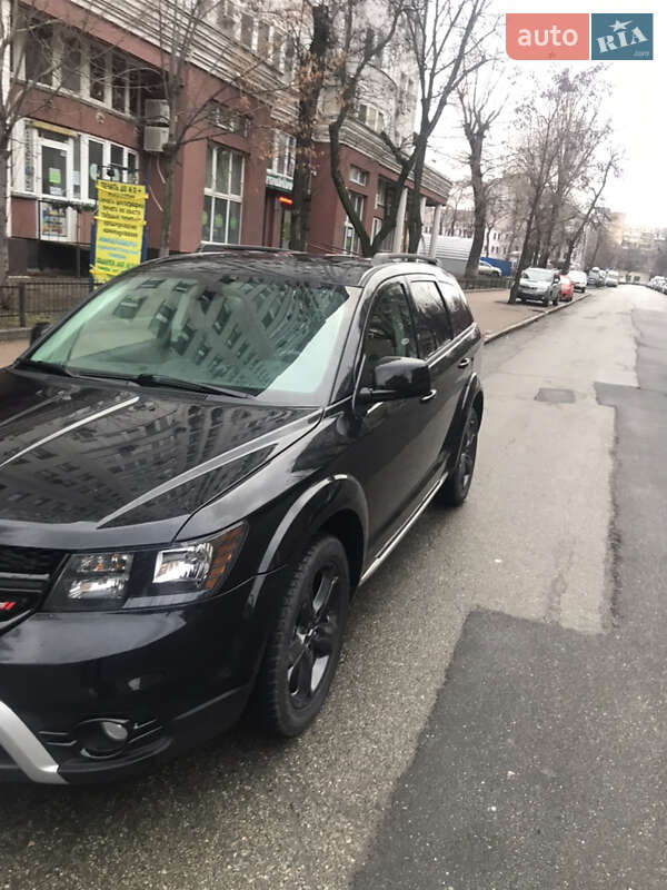 Внедорожник / Кроссовер Dodge Journey 2020 в Киеве