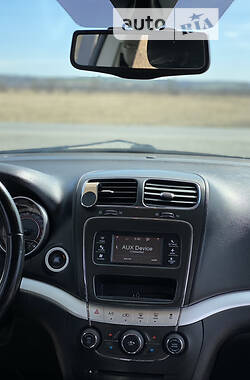 Позашляховик / Кросовер Dodge Journey 2012 в Рогатині
