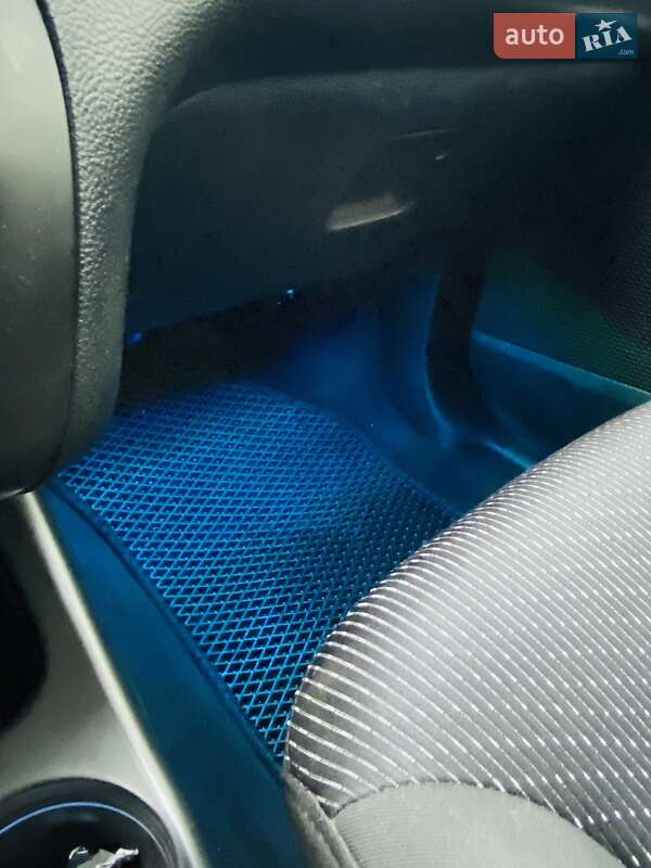 Внедорожник / Кроссовер Dodge Journey 2015 в Кривом Роге фото 29 Внедорожник / Кроссовер Dodge Journey 2015 в Кривом Роге