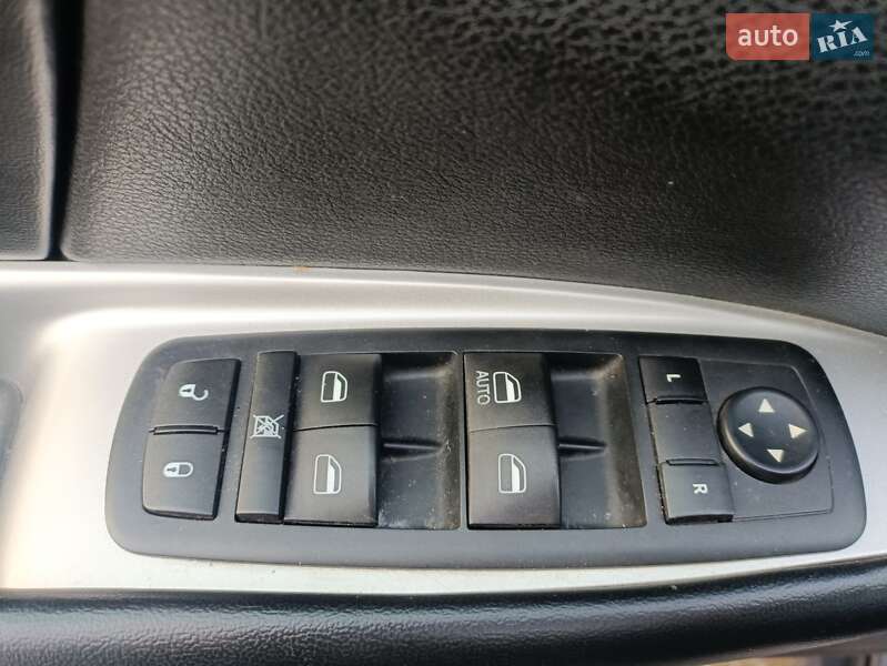 Універсал Dodge Journey 2015 в Володимирі