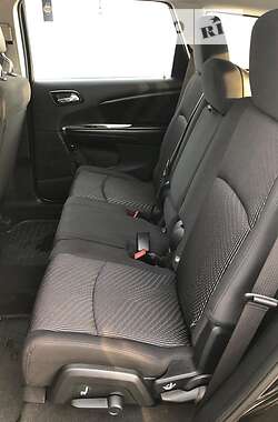 Седан Dodge Journey 2014 в 
