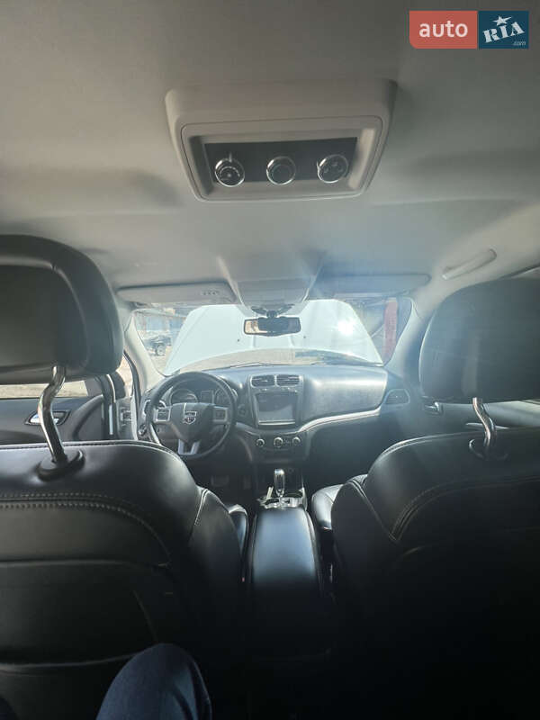 Внедорожник / Кроссовер Dodge Journey 2015 в Вышгороде