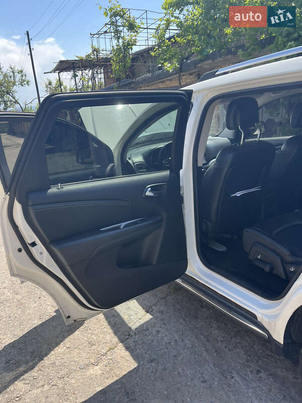 Внедорожник / Кроссовер Dodge Journey 2015 в Вышгороде