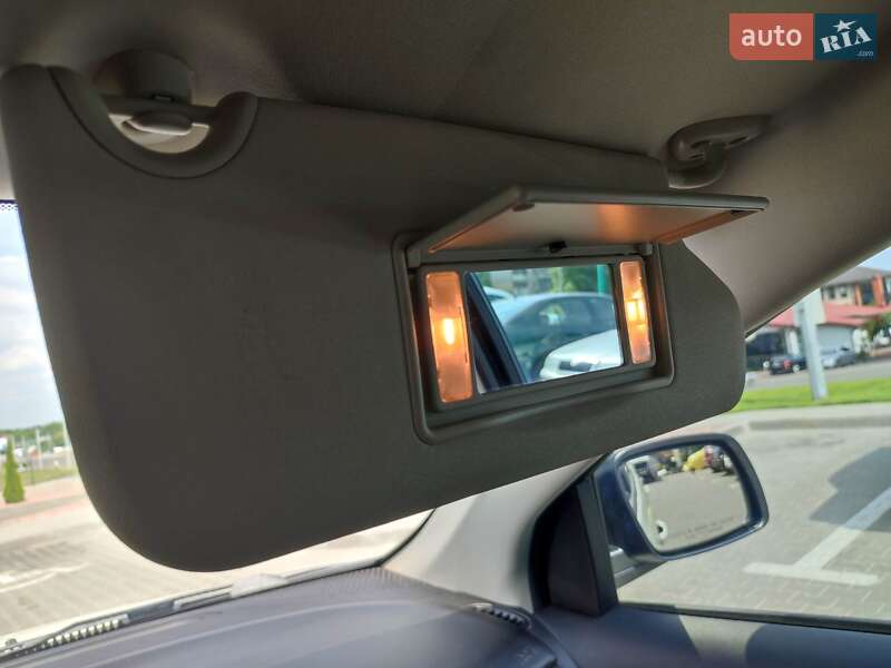 Позашляховик / Кросовер Dodge Journey 2018 в Києві фото 25 Позашляховик / Кросовер Dodge Journey 2018 в Києві