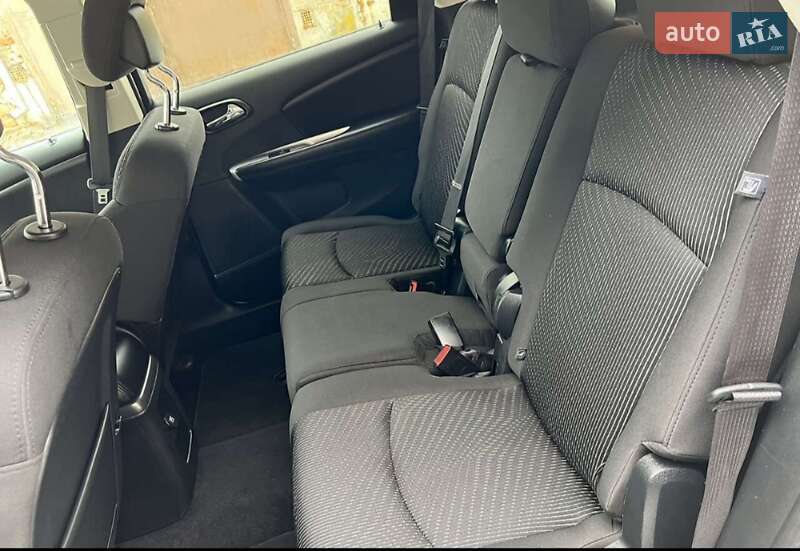 Внедорожник / Кроссовер Dodge Journey 2015 в Бориславе фото 21 Внедорожник / Кроссовер Dodge Journey 2015 в Бориславе