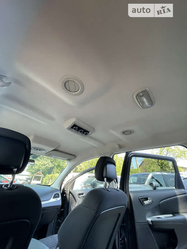 Позашляховик / Кросовер Dodge Journey 2014 в Вінниці