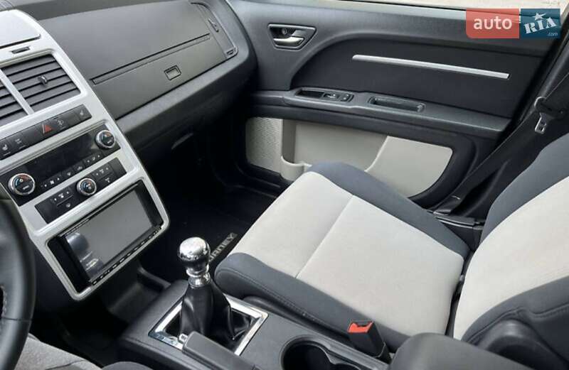 Внедорожник / Кроссовер Dodge Journey 2008 в Черновцах
