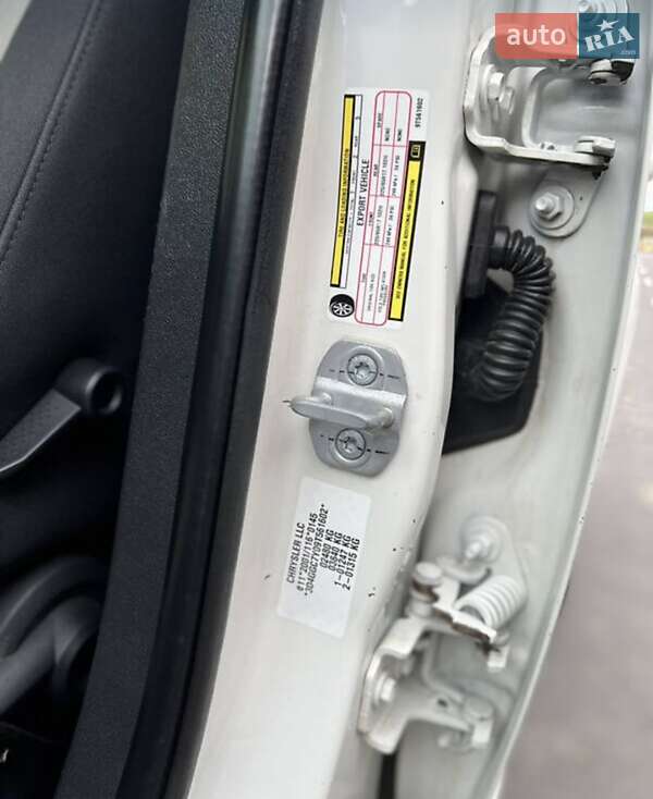Внедорожник / Кроссовер Dodge Journey 2008 в Черновцах