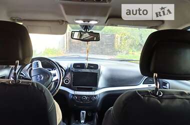 Внедорожник / Кроссовер Dodge Journey 2015 в 