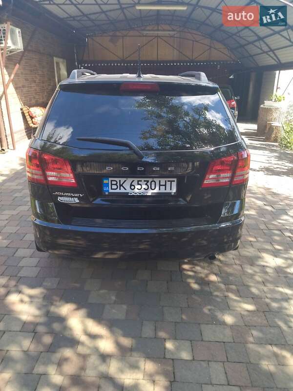 Внедорожник / Кроссовер Dodge Journey 2017 в Березному