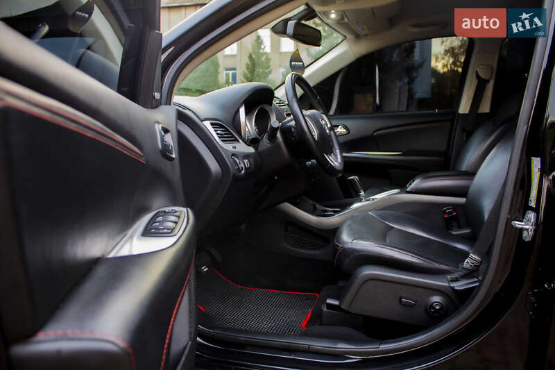 Позашляховик / Кросовер Dodge Journey 2019 в Корсунь-Шевченківському