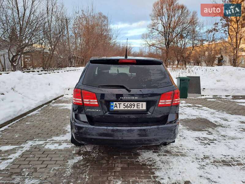 Внедорожник / Кроссовер Dodge Journey 2011 в Ивано-Франковске фото 6 Внедорожник / Кроссовер Dodge Journey 2011 в Ивано-Франковске