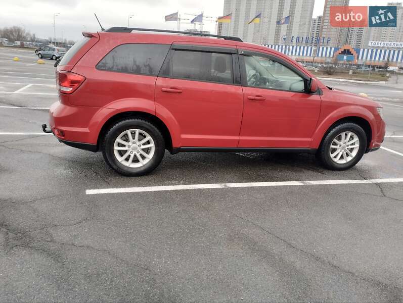Позашляховик / Кросовер Dodge Journey 2015 в Києві