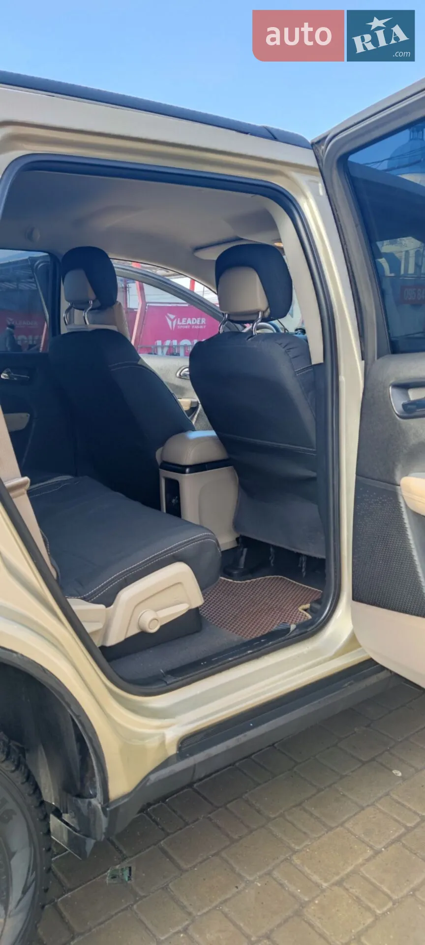 2011 Dodge Journey - мініатюра 13