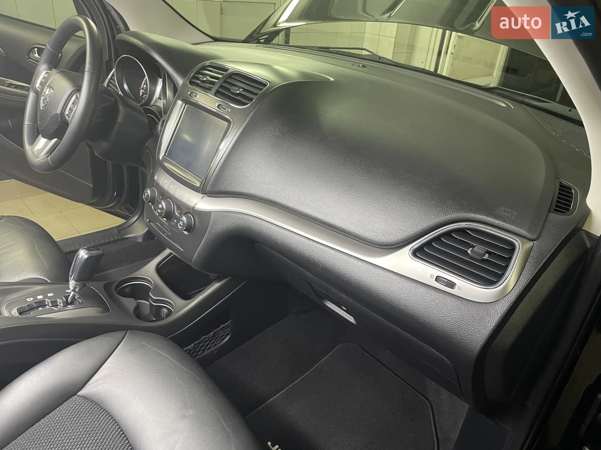 2016 Dodge Journey - мініатюра 37