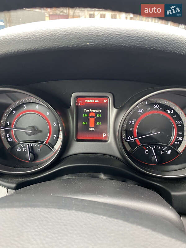 Позашляховик / Кросовер Dodge Journey 2016 в Черкасах