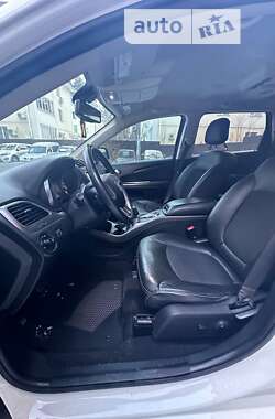 Внедорожник / Кроссовер Dodge Journey 2017 в Ирпене