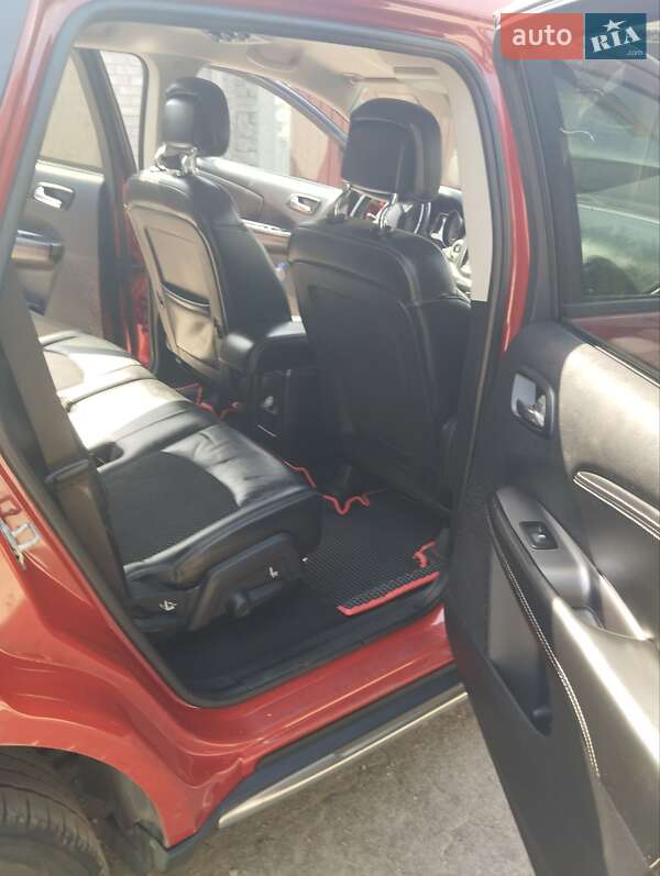 Внедорожник / Кроссовер Dodge Journey 2015 в Запорожье фото 7 Внедорожник / Кроссовер Dodge Journey 2015 в Запорожье