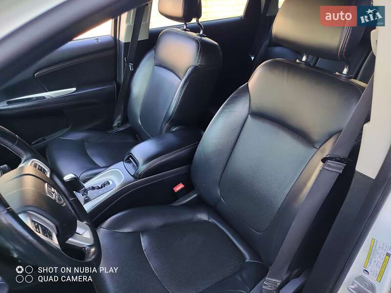 Внедорожник / Кроссовер Dodge Journey 2016 в Черкассах