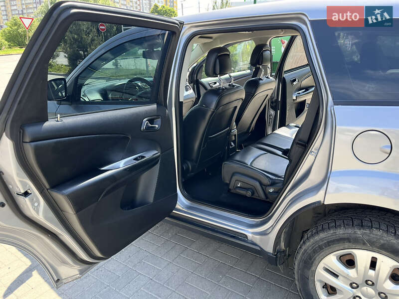 Позашляховик / Кросовер Dodge Journey 2015 в Хмельницькому фото 13 Позашляховик / Кросовер Dodge Journey 2015 в Хмельницькому