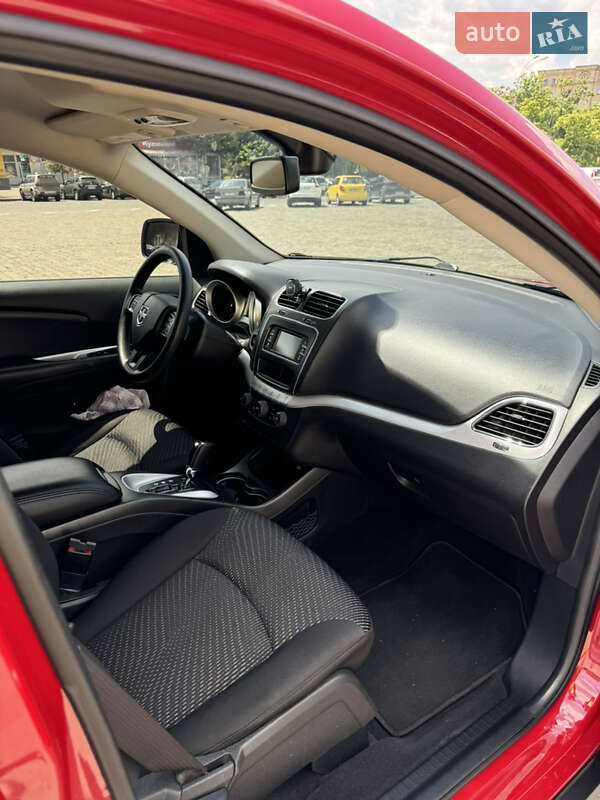 Позашляховик / Кросовер Dodge Journey 2020 в Харкові