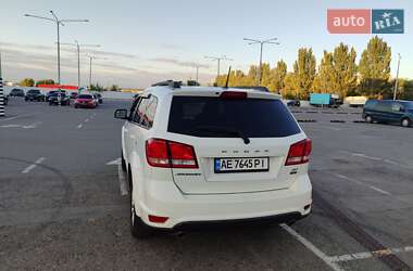 Позашляховик / Кросовер Dodge Journey 2015 в 