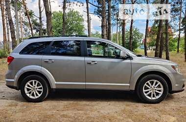 Внедорожник / Кроссовер Dodge Journey 2015 в Николаеве