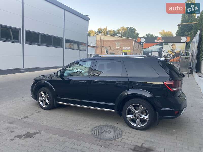 Позашляховик / Кросовер Dodge Journey 2015 в Умані
