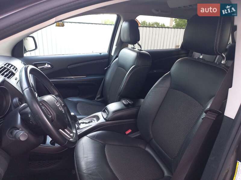 Внедорожник / Кроссовер Dodge Journey 2015 в Городенке