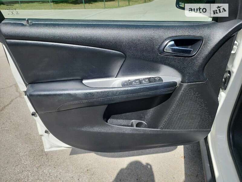 Внедорожник / Кроссовер Dodge Journey 2016 в Львове фото 9 Внедорожник / Кроссовер Dodge Journey 2016 в Львове