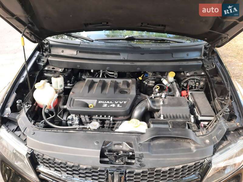 Позашляховик / Кросовер Dodge Journey 2014 в Чернігові фото 24 Позашляховик / Кросовер Dodge Journey 2014 в Чернігові