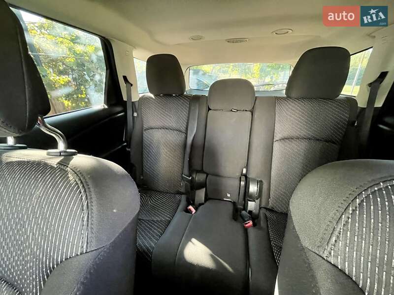 Внедорожник / Кроссовер Dodge Journey 2014 в Окнах