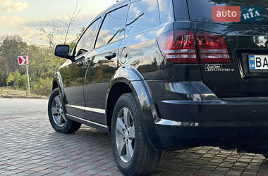 Внедорожник / Кроссовер Dodge Journey 2013 в 