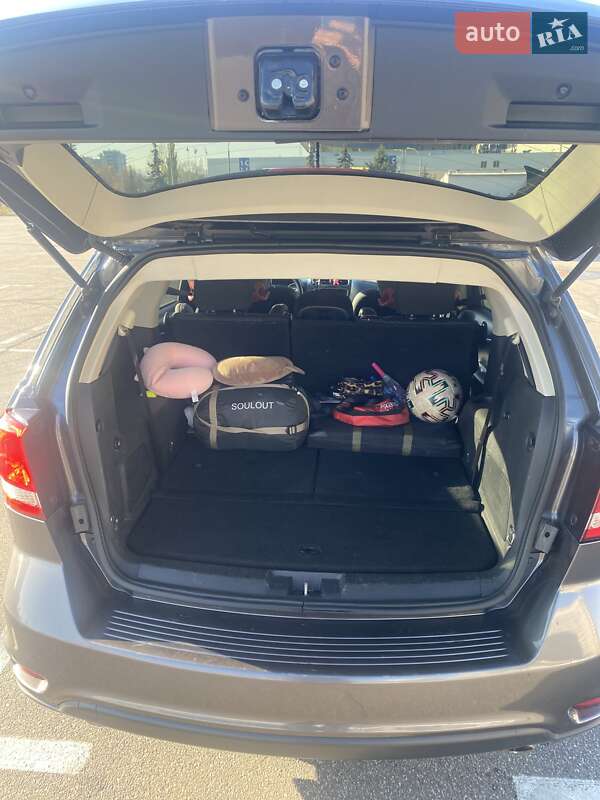 Внедорожник / Кроссовер Dodge Journey 2014 в Киеве фото 14 Внедорожник / Кроссовер Dodge Journey 2014 в Киеве