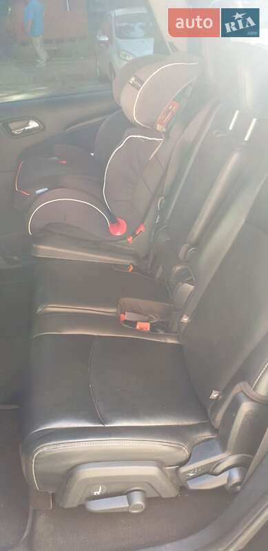 Внедорожник / Кроссовер Dodge Journey 2015 в Львове